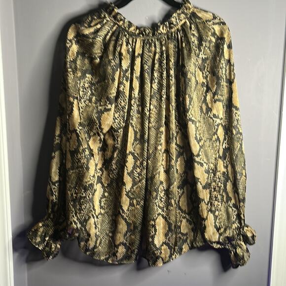 H&M Snakeskin Sheer Long Sleeve Blouse Size 2 - Picture 6 of 7